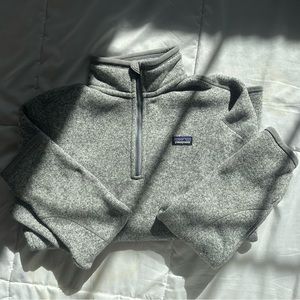 Patagonia women’s pullover